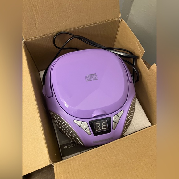 Purple Boombox with CD Player and Built-in Speaker - Picture 1 of 2